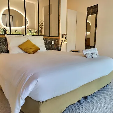 Apartament Le Jardin Secret - Piscine - Clim - De Gamme *