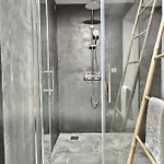 Le Jardin Secret - Piscine - Clim - De Gamme Apartman