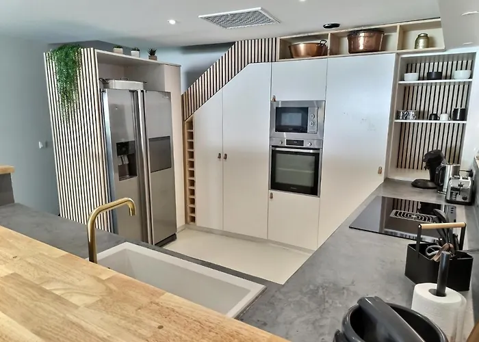 Le Jardin Secret - Piscine - Clim - De Gamme Апартаменты