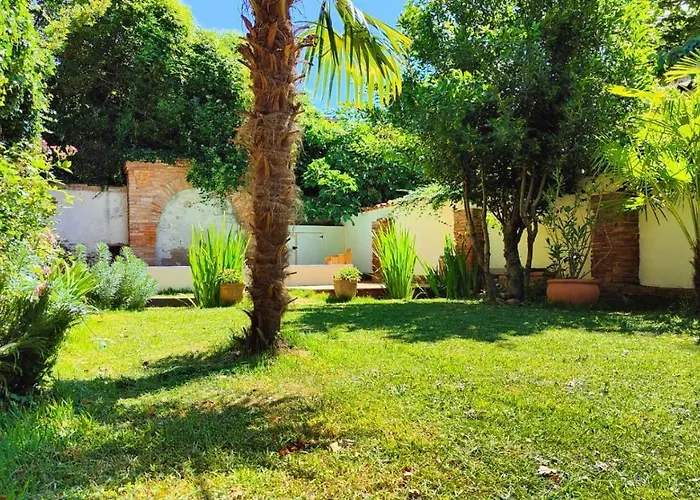 Апартаменты Le Jardin Secret - Piscine - Clim - De Gamme *